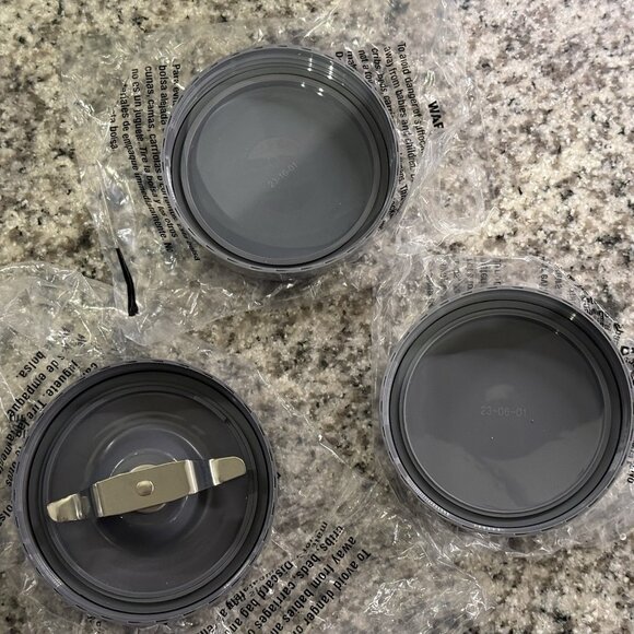 NutriBullet Magic Bullet NB-101B Replacement Parts- Blade Cups Lids Recipe Book - Picture 7 of 16